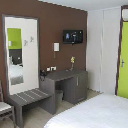 Hotel Cantal 2*